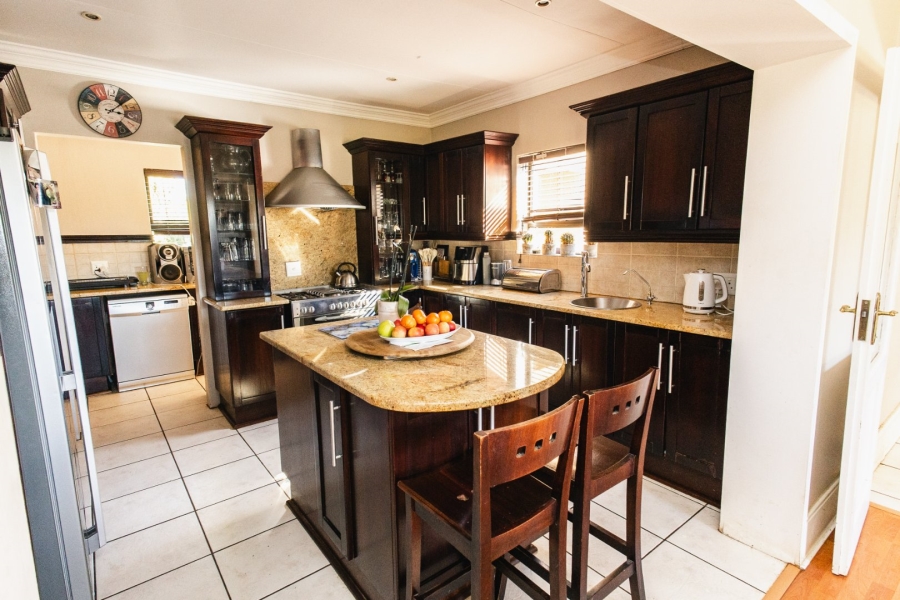 4 Bedroom Property for Sale in Groenvlei Sh Free State
